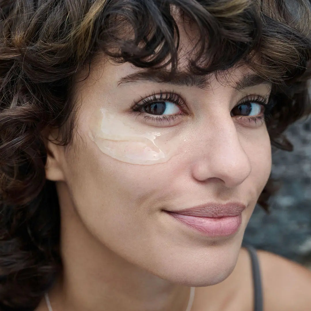 Hydra Mask auftragen Gesicht regenerierend